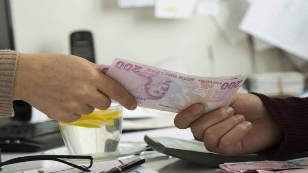 EYT'lilere şans kapıyı açtı! Bu detayı sağlayana 638 TL ek zam var: İşte meslekler ve yeni maaşlar! 2